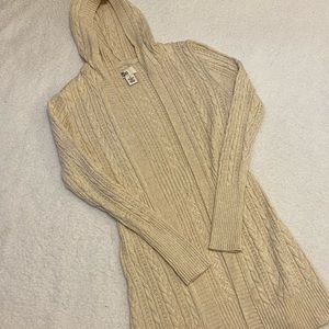 Junior’s Cable Knit Hooded Cardigan